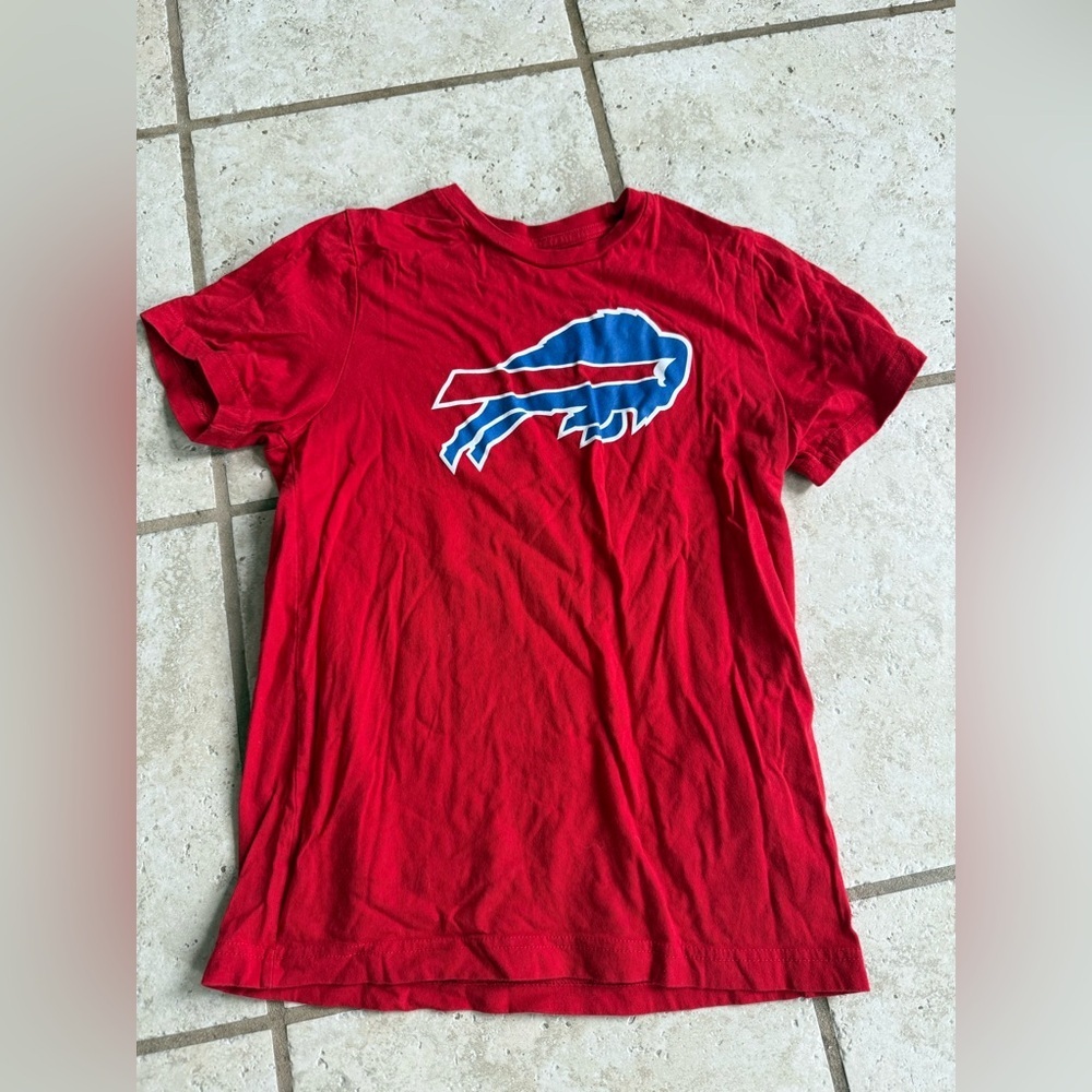 Kids size L buffalo bills t shirt NFL